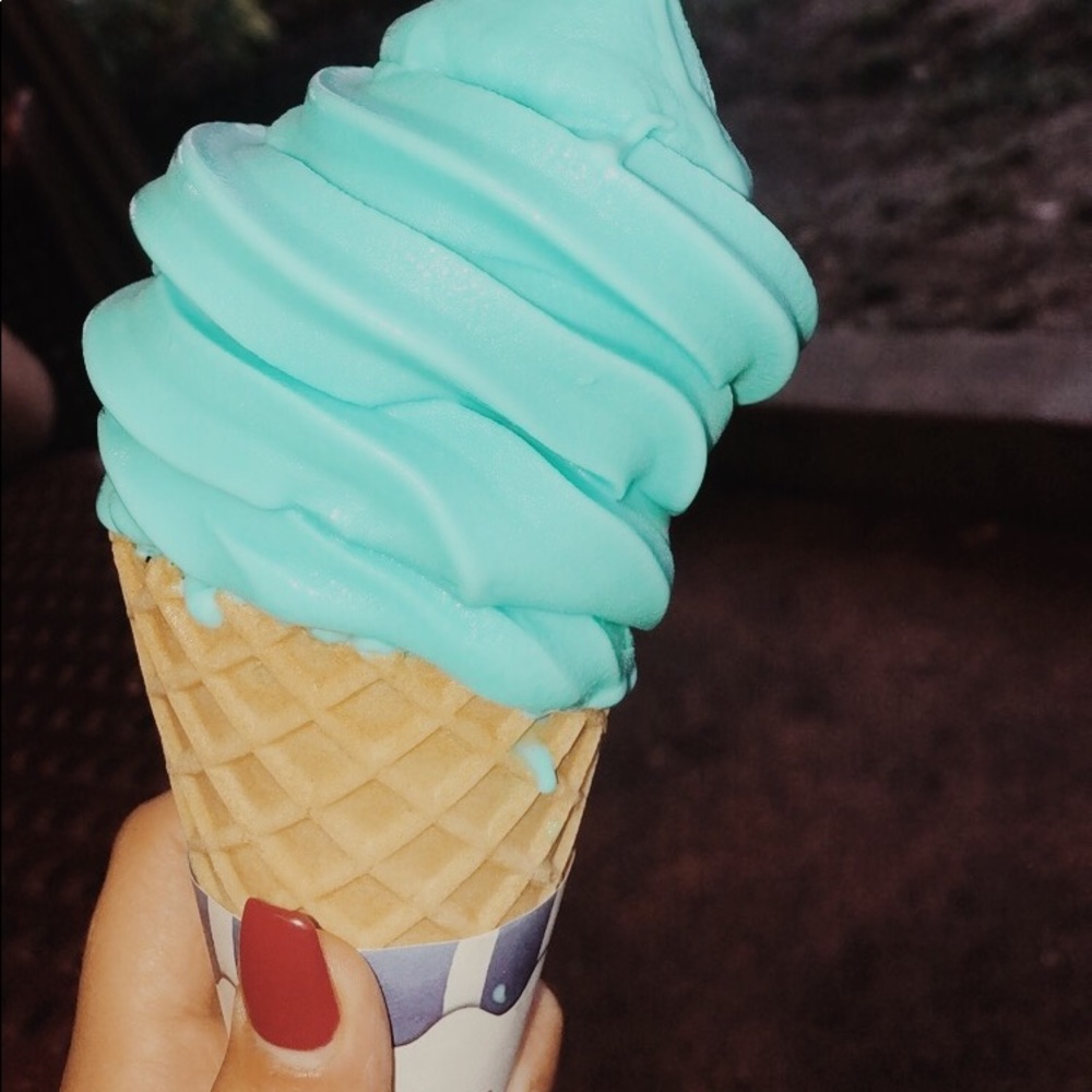 Meet your Posher, Isabela